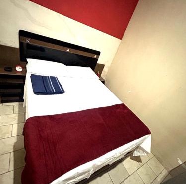Quarto Econômico em Residência Confortável