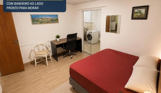 Quartos Separados na Mesma Casa in Curitiba