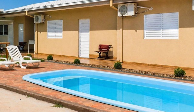 Rancho com Piscina, Churrasqueira e Acesso ao Rio