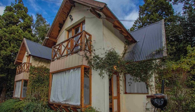 Rayen Pire offers you a pleasant and quiet stay in a forest environment.