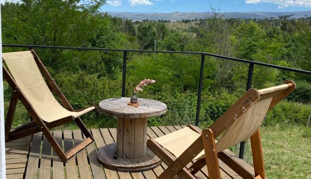 Refugios Kururu Villa Yacanto, cabaña con vista a las sierras