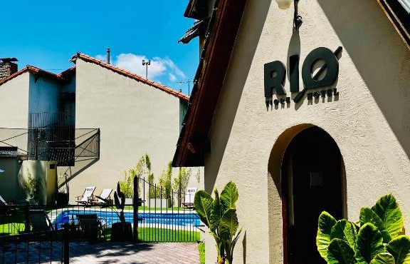 RIO TIGRE HOTEL