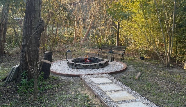 Rustic Cabin in Dique Luján with Grill and Fireplace