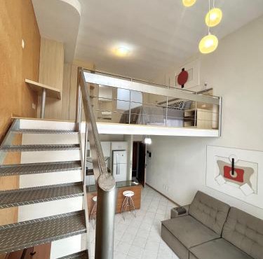 Saint Sebastian Flat 602- Com Hidro! até 3 pessoas, Duplex, no centro in Jaraguá do Sul