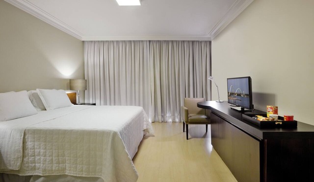 Sia Park Executive Hotel in SIA