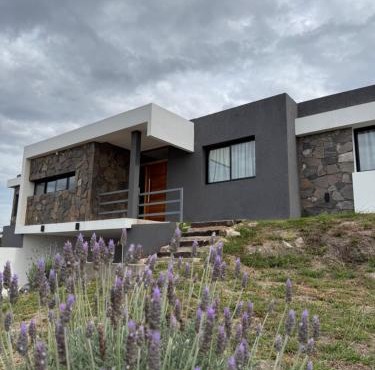 Sierras de Córdoba Ascochinga vivienda exclusiva