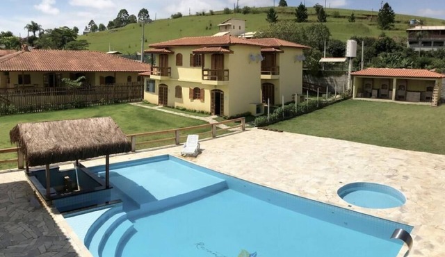 Site with chalets and wet bar