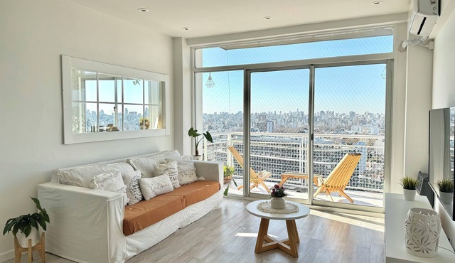 Skyline 20th floor! Pasos de Palermo 2 BR amenities. Movistar stadium.