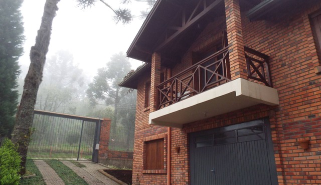Sobrado House 1 - 3-bedroom semi-detached townhouses