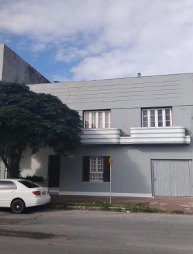 Sobrado situado zona nobre