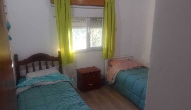 Spacious 3-bedroom apartment with WiFi, AC in fabulous Neuquén
