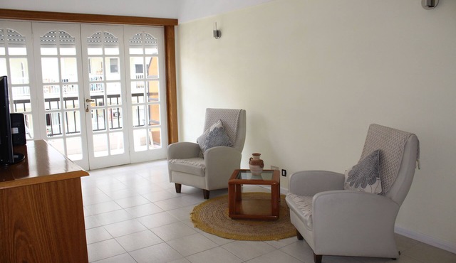 SPACIOUS APARTMENT METERS FROM THE SEA IN GUEMES AREA