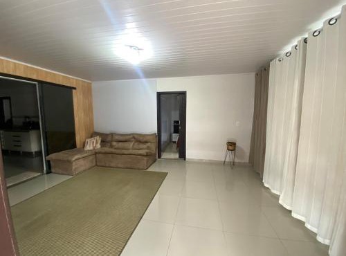 Spacious house with air-conditioning 3 km from BR 101
