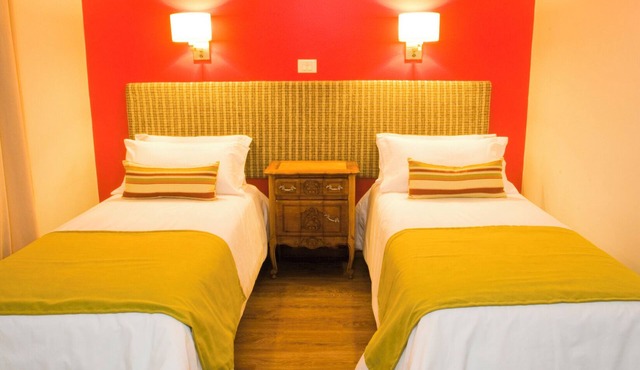 Standard Double Room (Twin beds)
