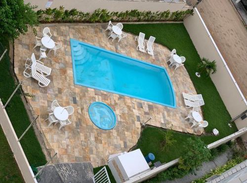 Studio 1202 Confortável, Piscina e próximo a praia!