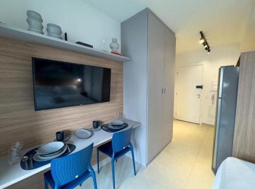Studio na Vila Madalena, Metrô ao Lado e Conforto!