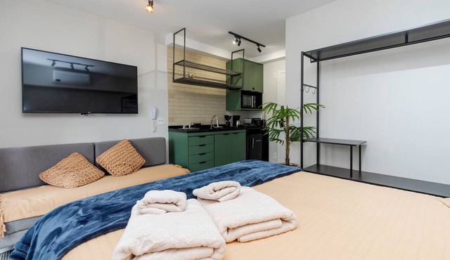 Studio Shopping Ibirapuera Metro with Garage