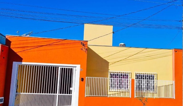 Suíte privativa com ar-condicionado l garagem l centro in São João Batista do Glória