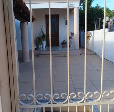 Suite em casa familiar para descanso