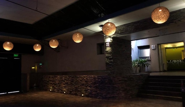 Uman Hotel -Motel-