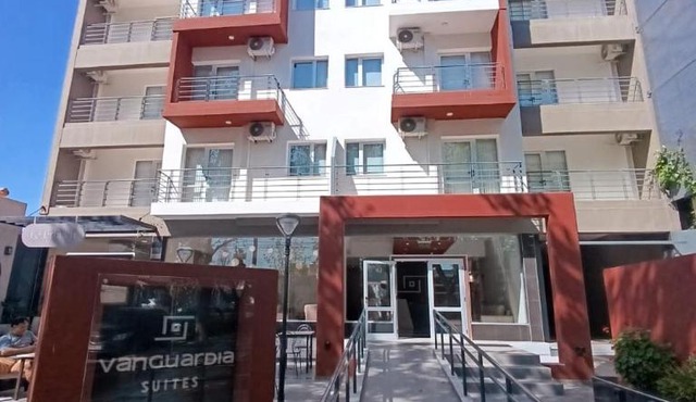 Vanguardia Suites