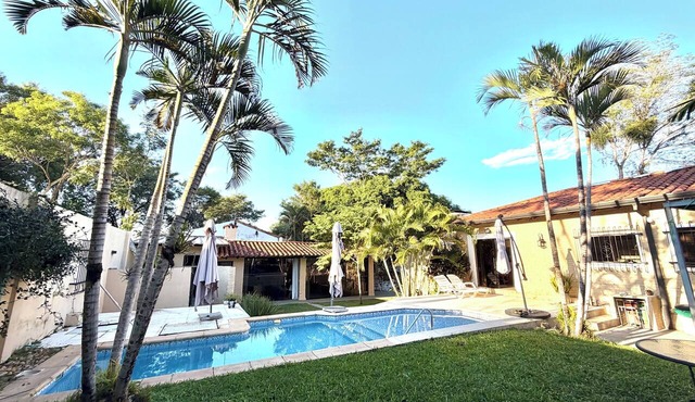 Villa Principito in the heart of San Bernardino, with a pool, views, and a barbecue area in San Bernardino