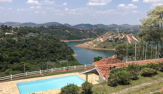 Vista das Águas farm in Igaratá - Swimming pool, TV, wifi, etc.