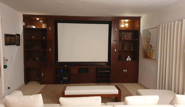 Vrbo Property in Cotia