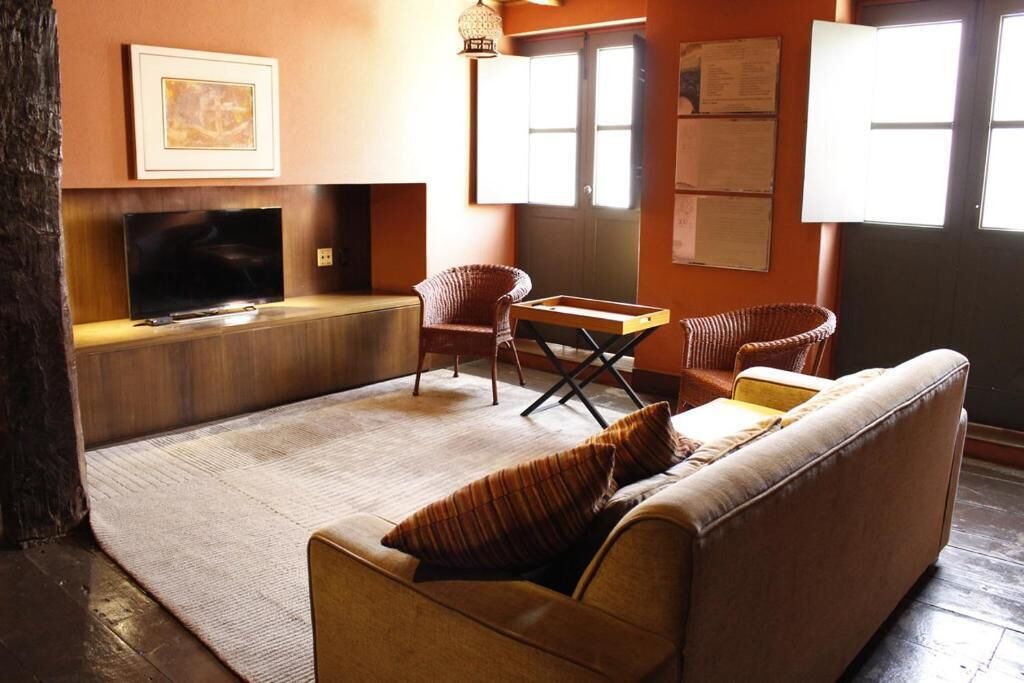 Santa Barbara Hotel | San Diego Suites Hotel Quadrado