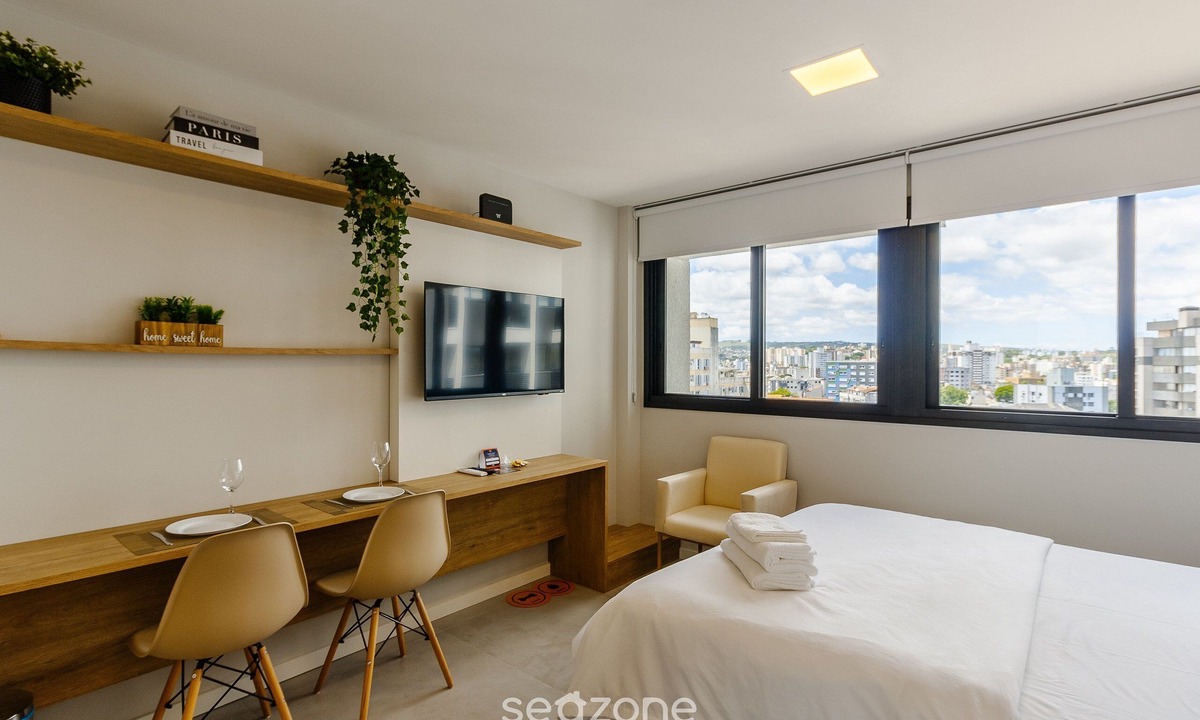 Rio Branco Apartment | Charming Studio With Pool in POA Grb0917