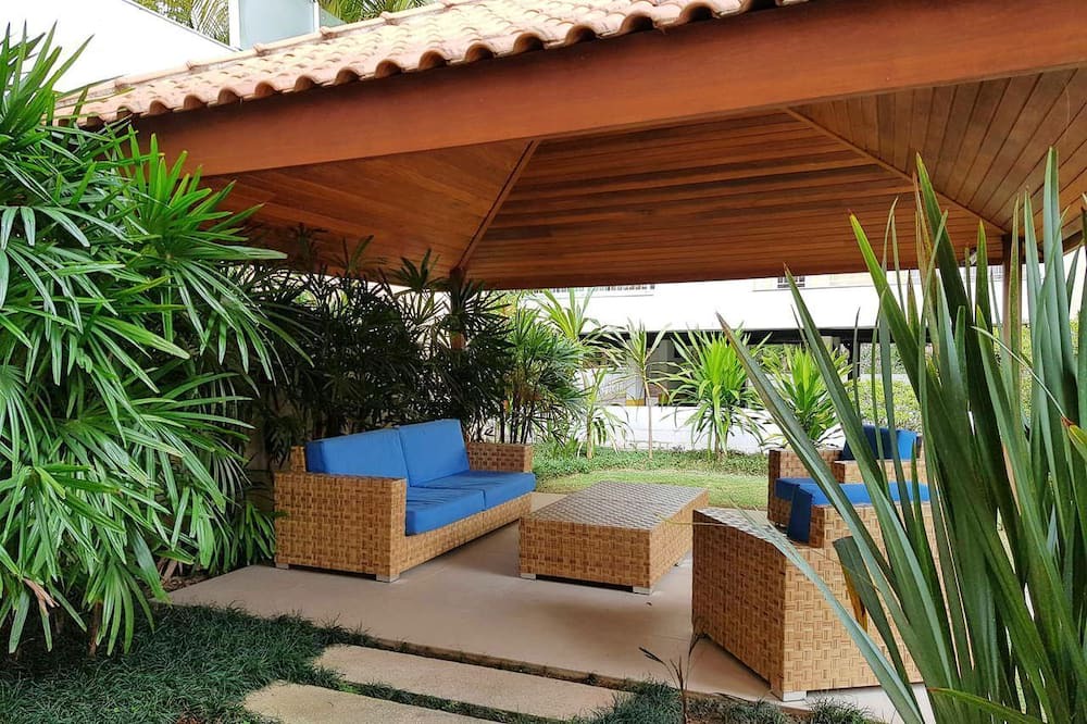 Itaipava Apartment | Charmosa Cobertura Duplex em Itaipava. Acomoda até 07 Pessoas