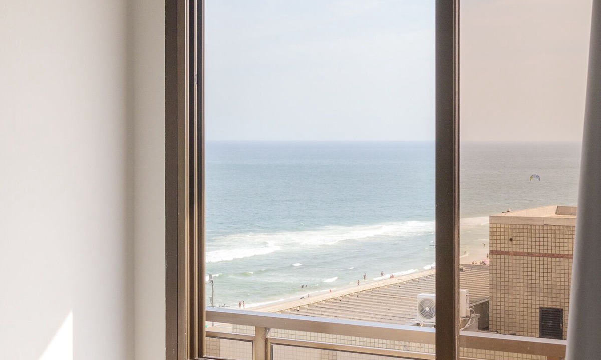 Barra da Tijuca Apartment | Barra Leme Ocean View
