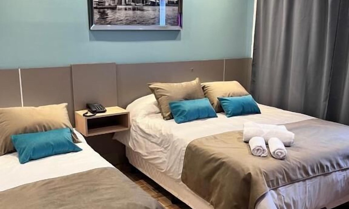 Federal Apartment | Ayres Inn