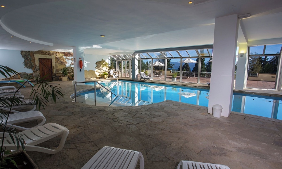 San Carlos de Bariloche Hotel | 2 Mountain Getaways w/Breakfast, Indoor Pool & Near Civic Center
