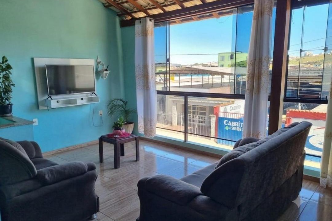 Matosinhos Apartment | Lindo Apartamento, WiFi Rápido, 2 Banheiros, Suíte, Sala Confortável, Cozinha Completa, Microondas, Entrada Privativa, Perto do Shopping Pátio Matosinhos, 5 min do Centro Histórico