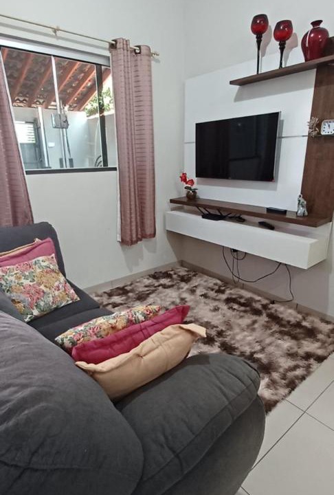 Paranaiba House | Casa aconchegante com garagem Ar próx da UFMS