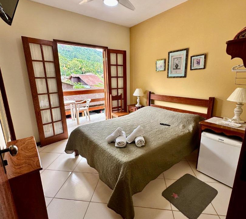 Sao Pedro da Serra Hotel | Pousada Amaryllis