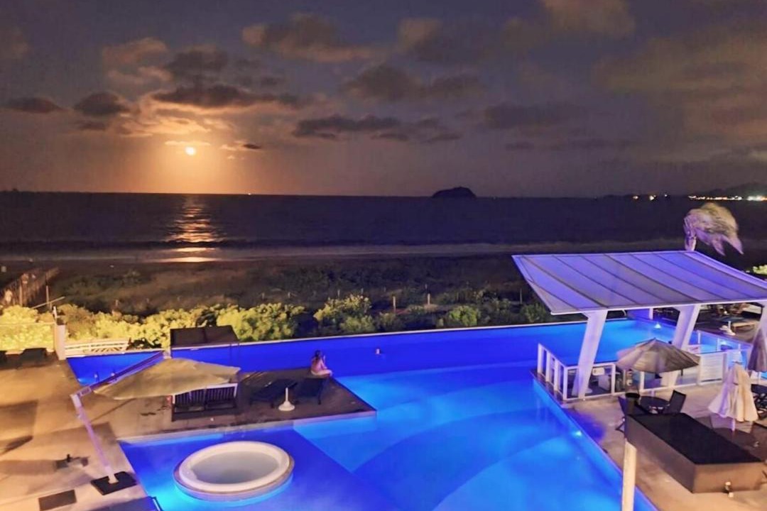 Itacolomi Apartment | Apê Beira Mar com Ar Cond em Condomínio Clube com Piscina, Churrasqueira, Proximo ao Beto Carrero