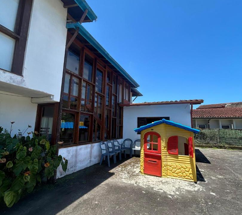 Lazaro House | Casa com piscina a 150m da Praia do Lázaro