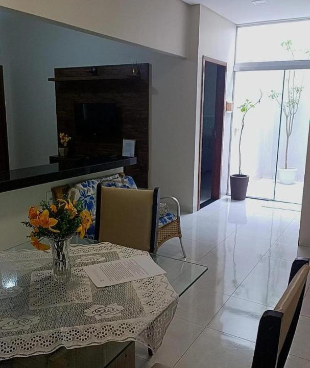 Primavera do Leste House | Casa confortável com garagem coberta