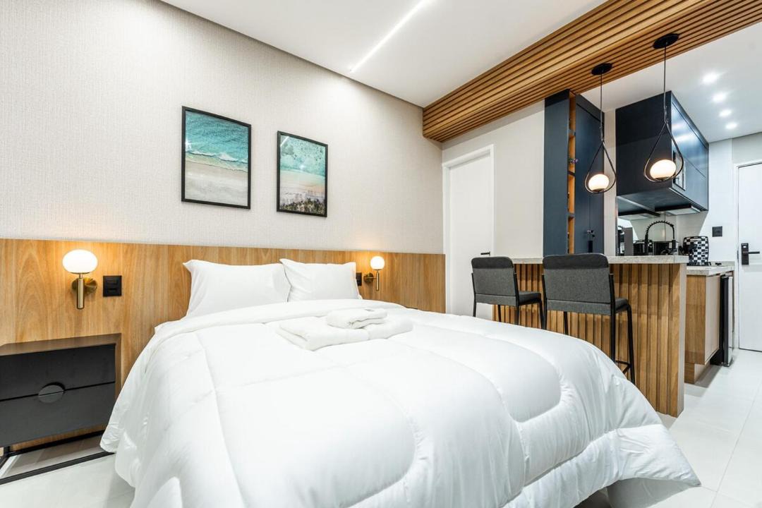 Embare Apartment | Apto Elegante no Embaré Perto da Praia Ar Cond
