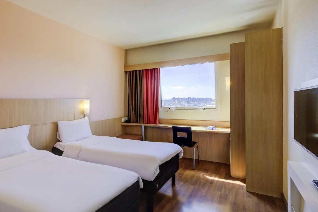 Triangulo das Bermudas Hotel | ibis Vitoria Praia do Canto