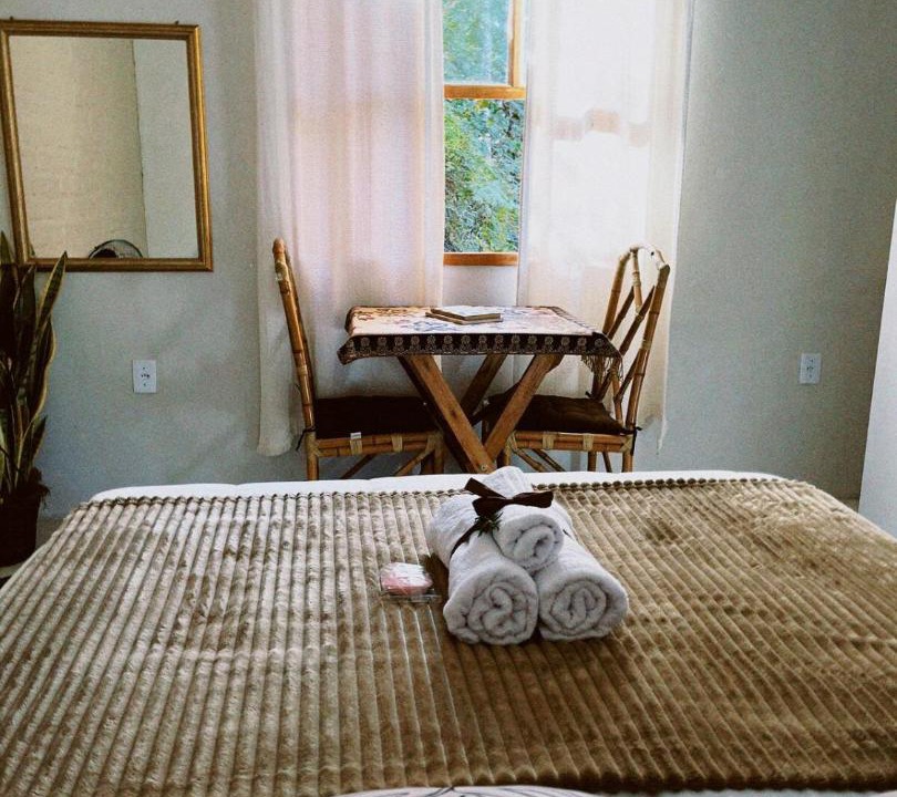 Tres Coroas Apartment | Refúgio com hidro, lareira e jardim em Três Coroas