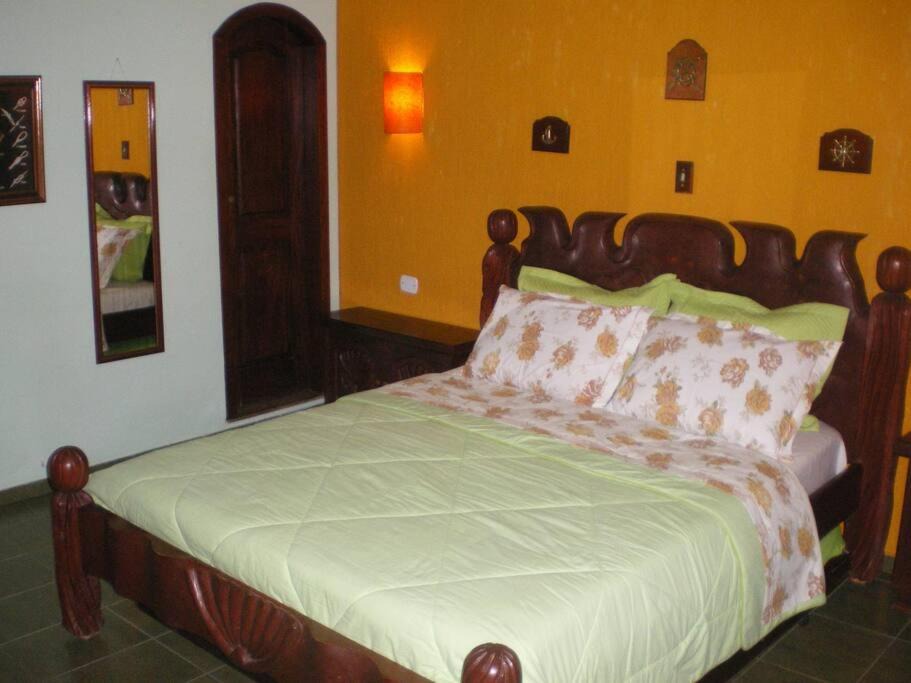 Taio House | Suítes Casa Verde