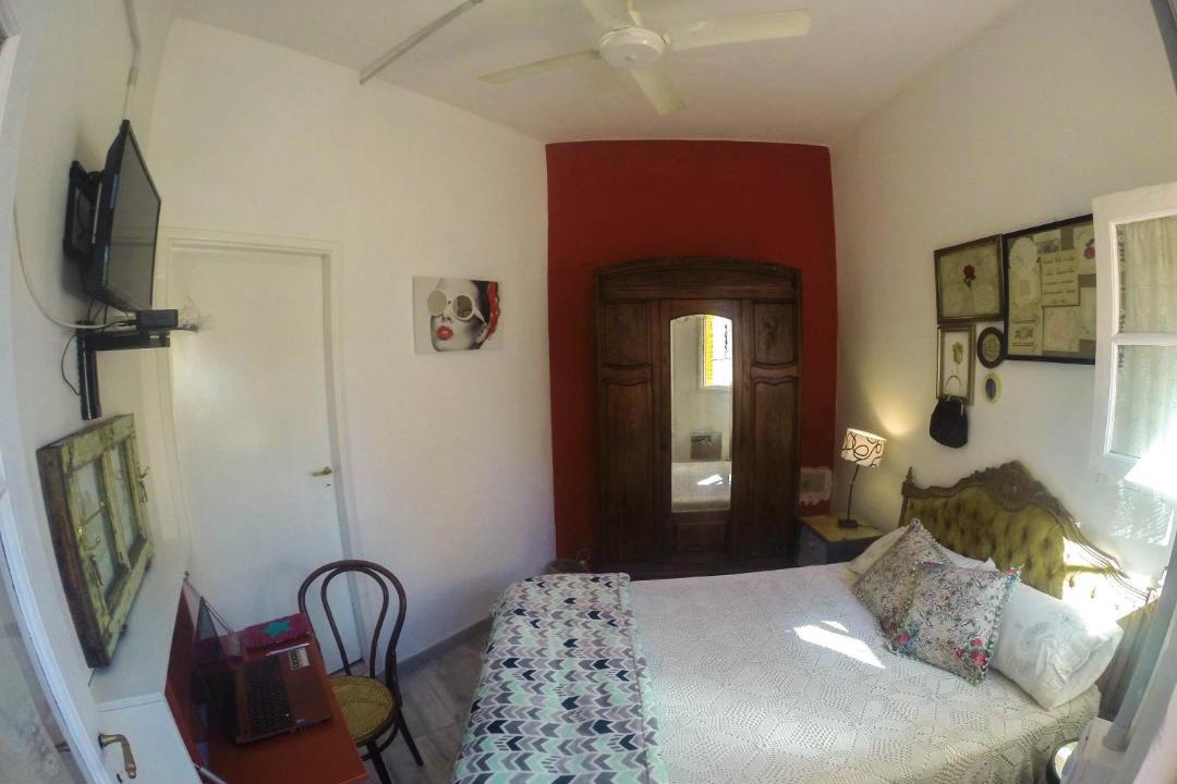Parque Patricios Bed & Breakfast | Andiamo Guest House