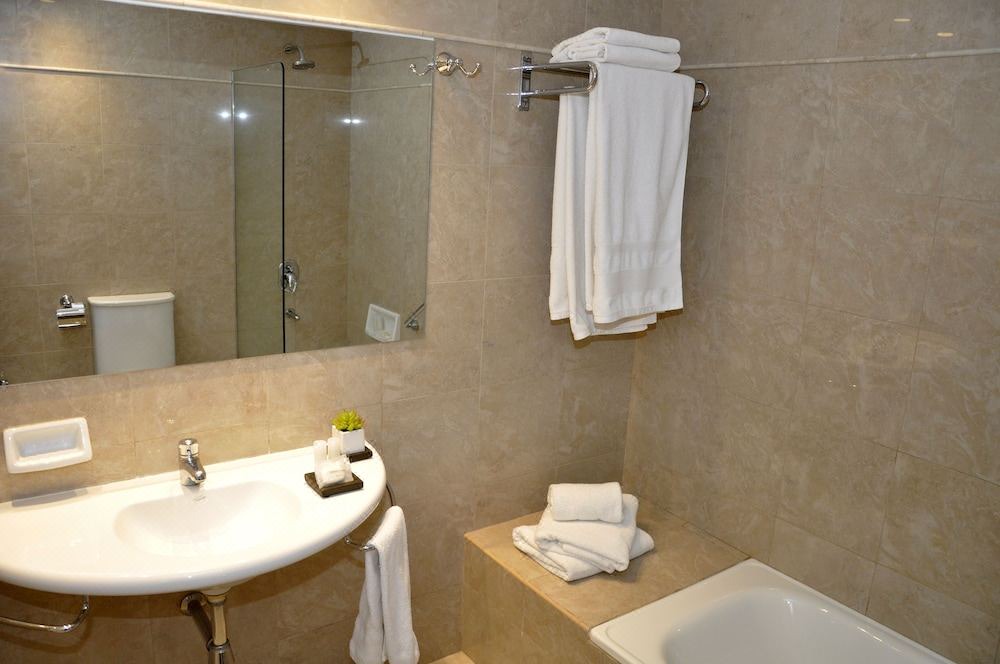 Photo of Bathroom in Microcentro