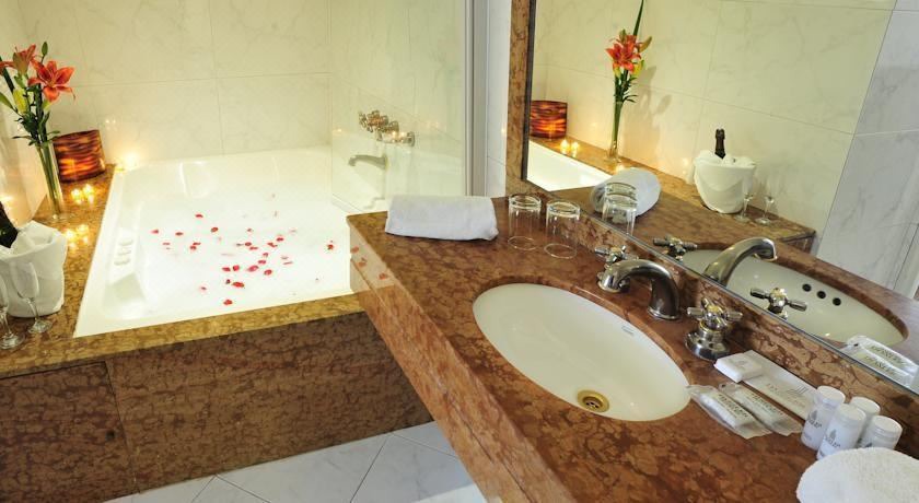 Photo of Bathroom in Microcentro