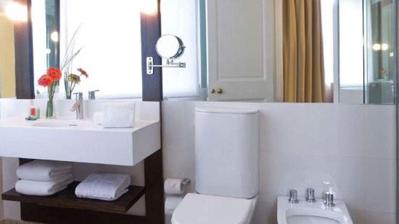 Photo of Bathroom in Microcentro
