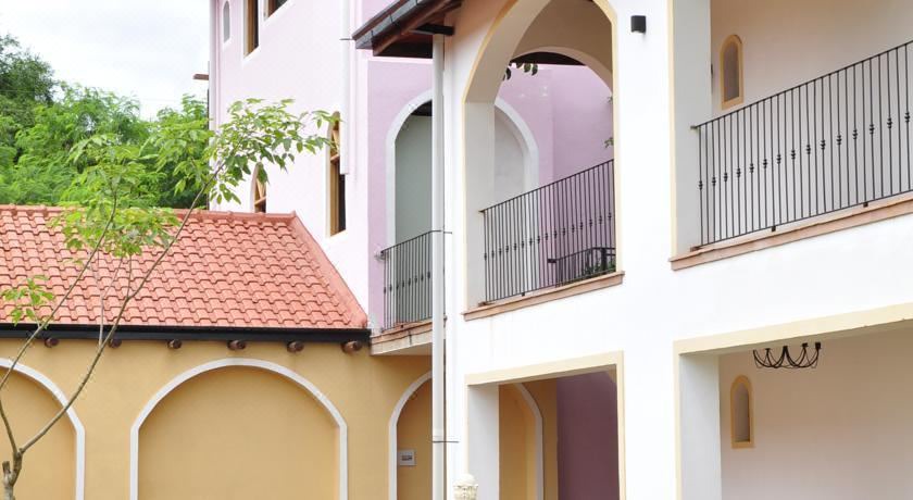 Photo of Buildings in Zona Granja