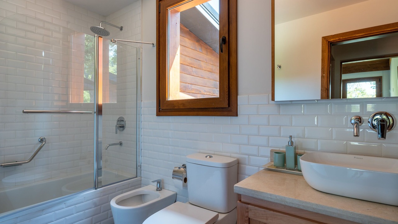 Photo of Bathroom in Villa Arelauquen